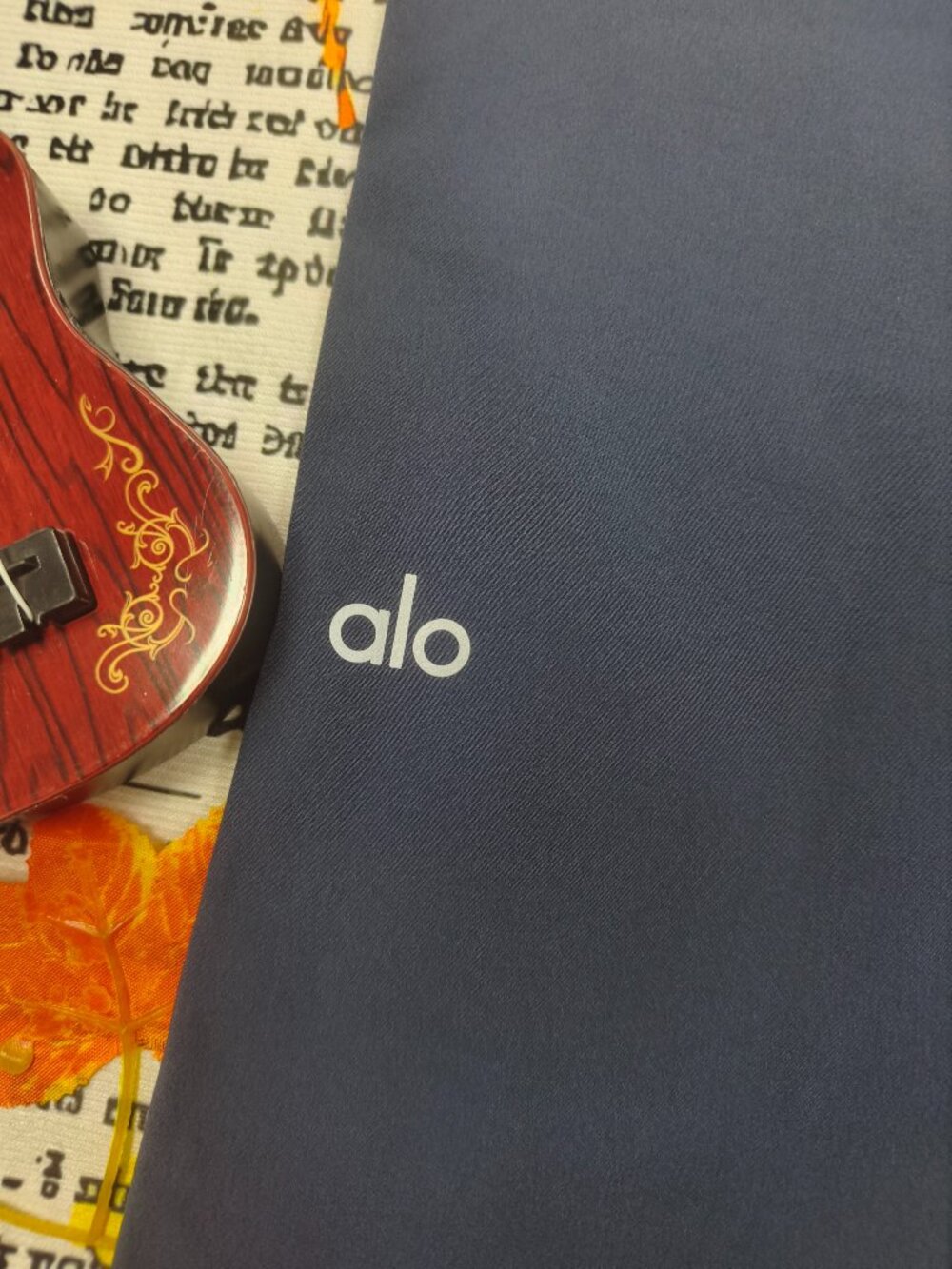 30" Inseam Alo Yoga Versatile Relaxed Fit Trouser/Pants🍧Regular Navy Blue NWT🧊 - Picture 4 of 7